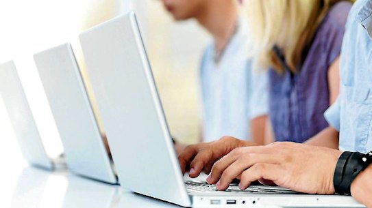 Hundreds of trainee doctors forced to resit $1800 exam after 'unknown technical fault'