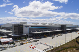 Work is almost finished on Amazon Australia’s robotics fulfilment centre in Kemps Creeks, Sydney, which will be ready in early 2022.