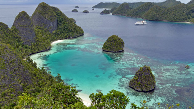 Coral Expeditions visits Wayag Island in Papua New Guinea.