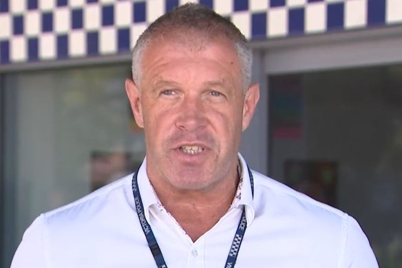 Detective Senior Sergeant Grant Lewis from the Moorabbin crime investigation unit updates the media on the factory fire on Friday.