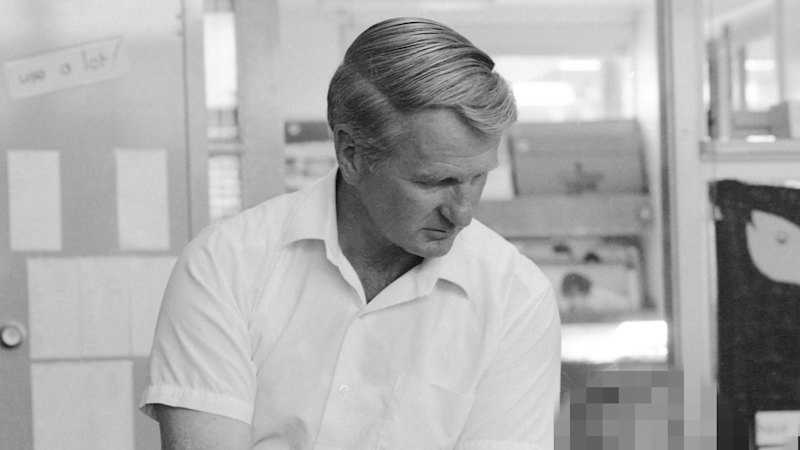 Education Department sorry for failing to stop principal’s abuse