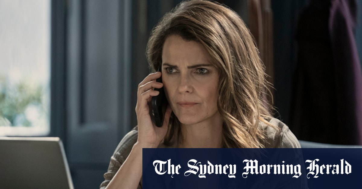 This warped West Wing might be Keri Russell’s best work yet