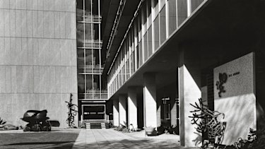 The courtyard at ICI House.