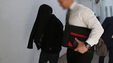 Investigators from the NSW Joint Counter Terrorism Team have arrested an 18-year-old Albury man on Wednesday. 