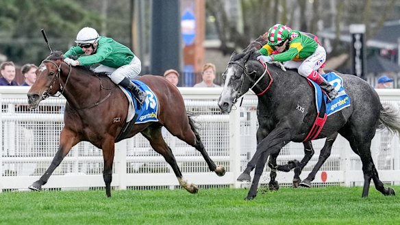 Bustling (right) finishes second to Hearcomesthestar in the listed Bel Esprit Stakes at Caulfield last start on May 30.