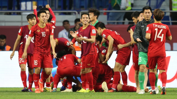 Current Suzuki Cup champions: Vietnam.