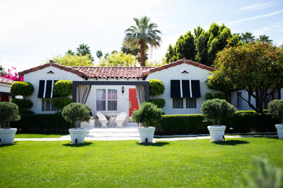 Joan Crawford vibes ... Avalon Hotel bungalow. 