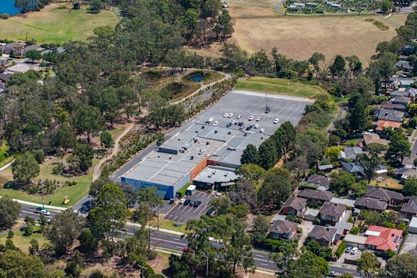 258 Scoresby Road, Boronia.
