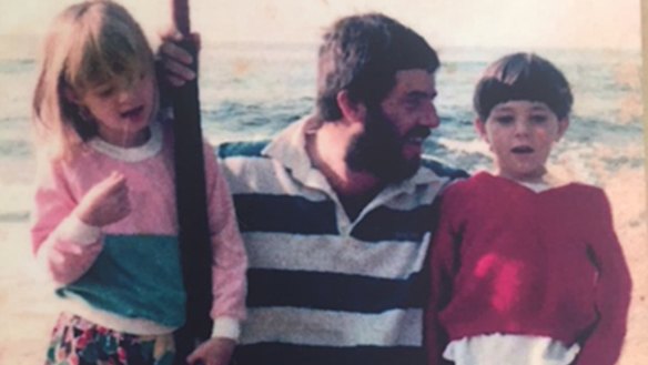 Craig Smith with his children, Laura and Andrew, in 1989.