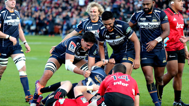 The Brumbies dominated the opening exchanges, but capitulated after half-time.