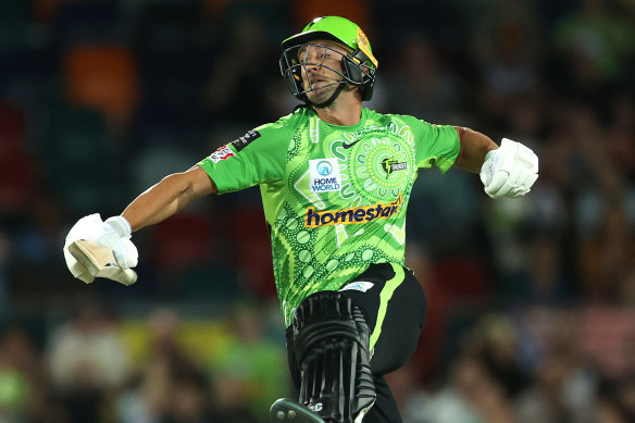 Daniel Sams celebrates the Thunders’ win.