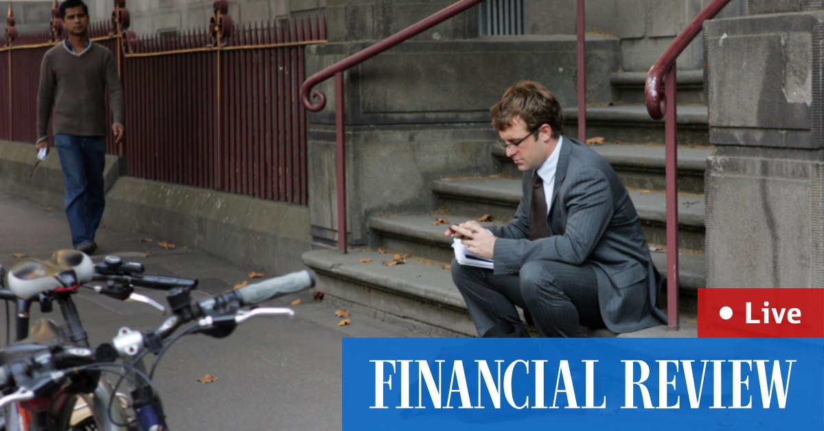 JPMorgan twierdzi, że zarządzający pieniędzmi nie doceniają szans na globalną recesję