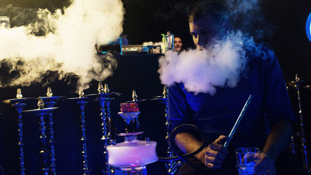 Smoking shisha for one hour is equivalent to inhaling the volume of smoke from 100 to 200 cigarettes.
