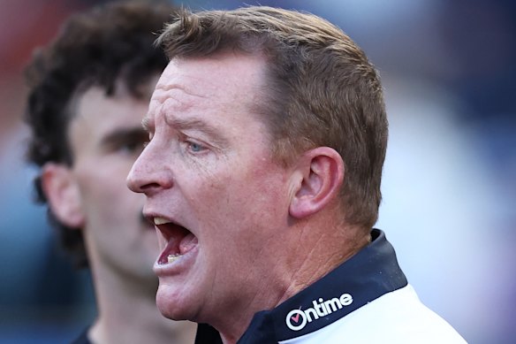 Michael Voss tries to lift his Carlton players on Saturday.