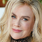 Nicole Kidman has unveiled another stunning look on the Practical Magic 2 press trail.