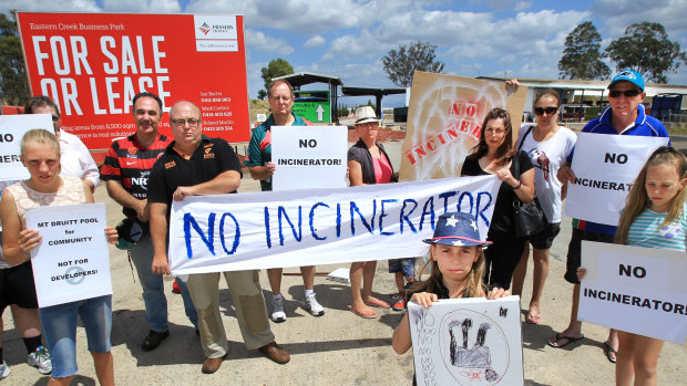 Residents protest against plans for a giant incinerator west of Sydney.
