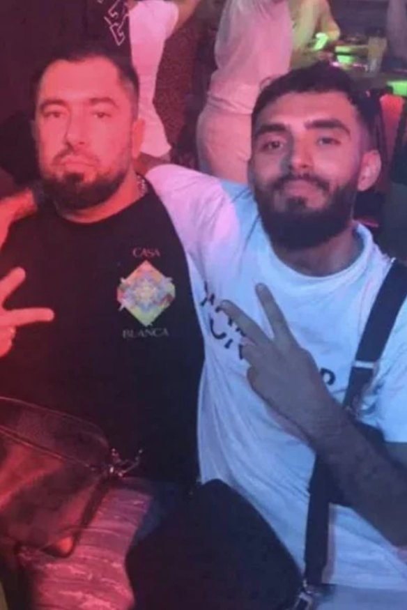 Il leader del Foxtrot Rawa Majid con il secondo in comando Ali Shehab Ahmed (a destra) che a quanto pare ha diretto l'operazione da Teheran.