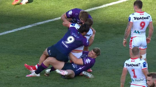 Max King hip-drop tackle on Blake Lawrie.