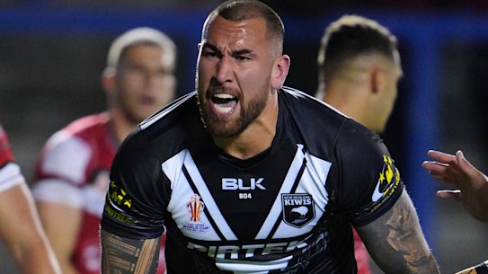 Nelson Asofa-Solomona.