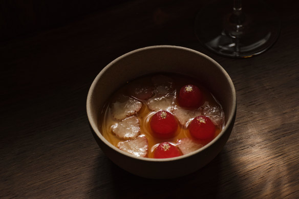 Tau fu fah with oolong and strawberries.