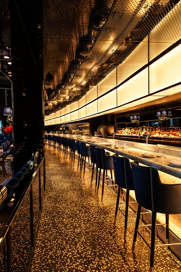 The long Grill Americano bar. 