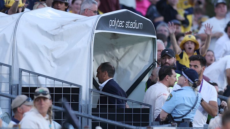 Police involved after Brisbane Roar and Central Coast Mariners clash