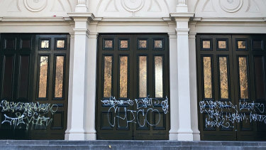 Extremely Saddening Royal Exhibition Building Vandalised After 20m Refurbishment