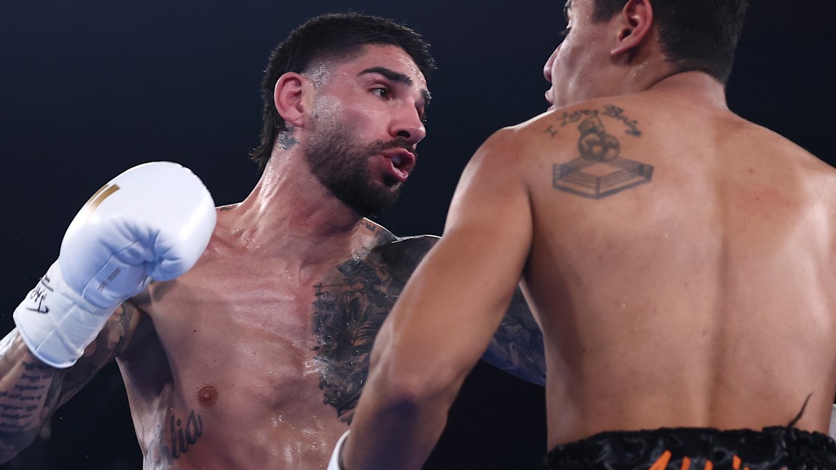 Polarising Aussie on verge of shock world title fight after Tszyu disaster