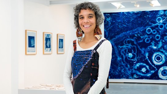 Elisa Jane Carmichael loves the 70s textiles, hand-woven fabrics and paisley materials. 
