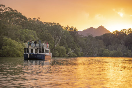 Enjoy a sunset river cruise on the Brunswick River.