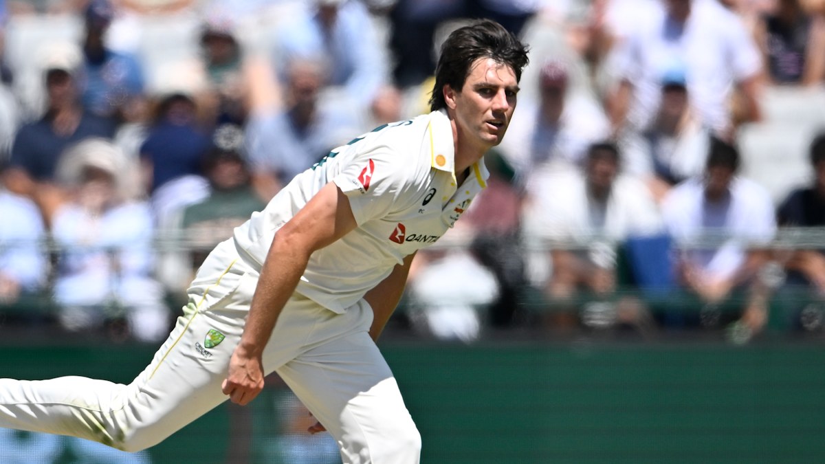 ‘Irrational’ Cummins decision slammed as South Africa crushes day one