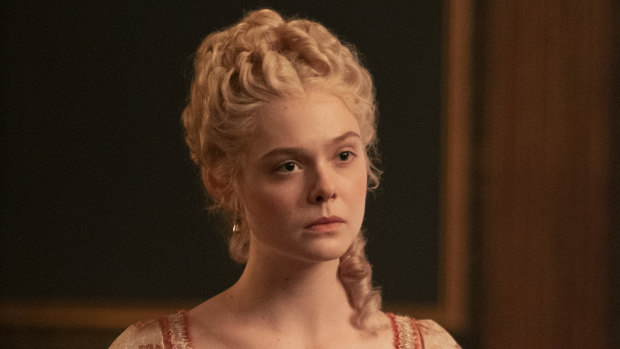 Elle Fanning in <i>The Great<i>.