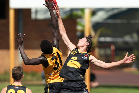 Shannon Neale (right).