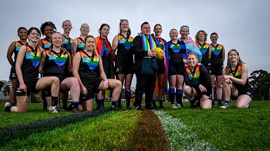 Coach Carter O’Regan and the Muggars.