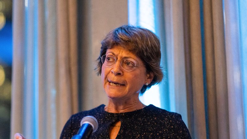 Premier’s private staff ‘totally unaccountable’, former ombudsman warns
