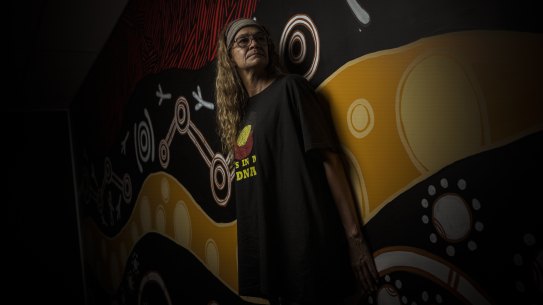 “They’re really unwell,” Lee-Anne Carter says of her clients. She’s observed an increase in self-harm and mental health distress amongst Victorian Aboriginal people.