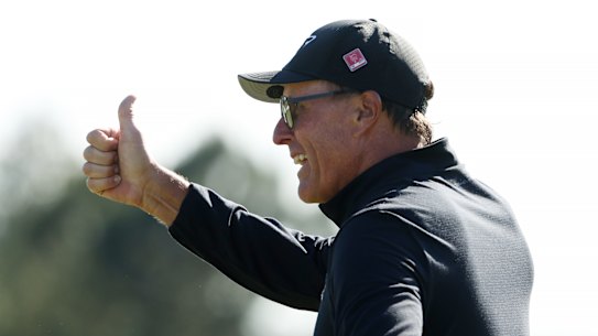Phil Mickelson closed with a final round 65.