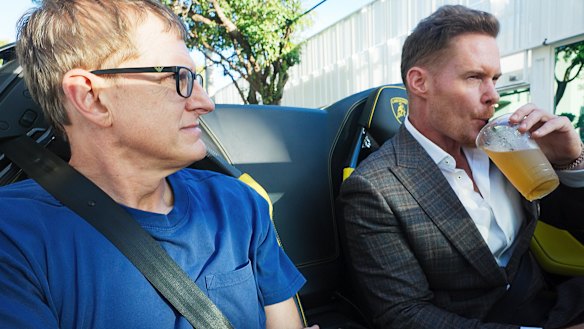 Louis Theroux with Justin Waller in Inside the Manosphere.