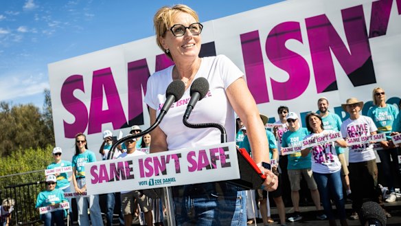 Goldstein Independent Zoe Daniel follows up her Comedy Festival gig  
 on the hustings. 