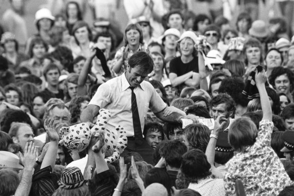 Neil Kerley is chaired off Adelaide Oval after Glenelg won the 1973 SANFL grand final, their first since 1934. 