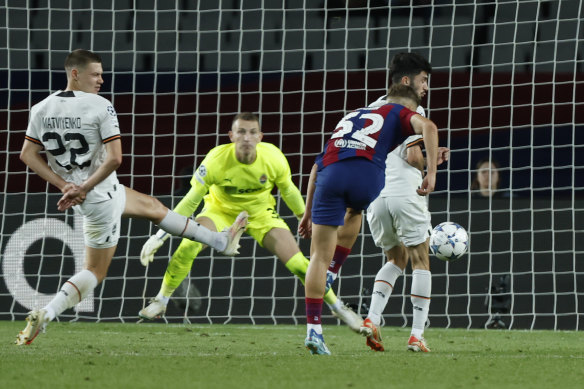 Fermin Lopez scores Barcelona’s second goal against Shakhtar Donetsk.