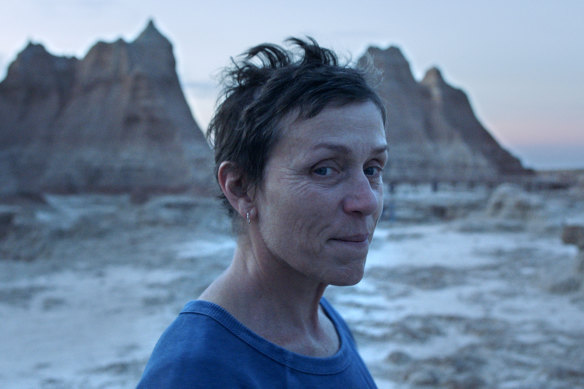 Frances McDormand plays Fern, a widow forced into a nomadic life to secure work.