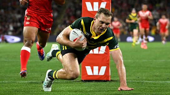 Tom Trbojevic scores for the Kangaroos.