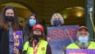 The Big Issue celebrates its 25th anniversary on the steps of Flinders Street Station, Melbourne where it all began. 