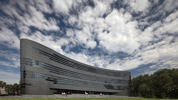 Award-winning science building worth the wait