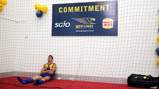 Dean Cox after losing in the 2005 grand final against Sydney.