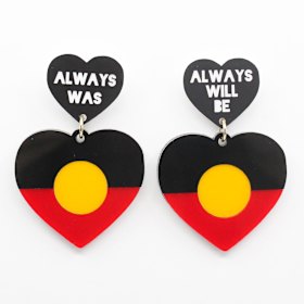 Hunt loves wearing statement earrings – designs by Haus of Dizzy are a favourite.