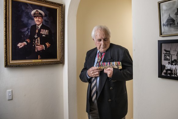 Rear Admiral Ross Swan, 97, the last living admiral from WWII.