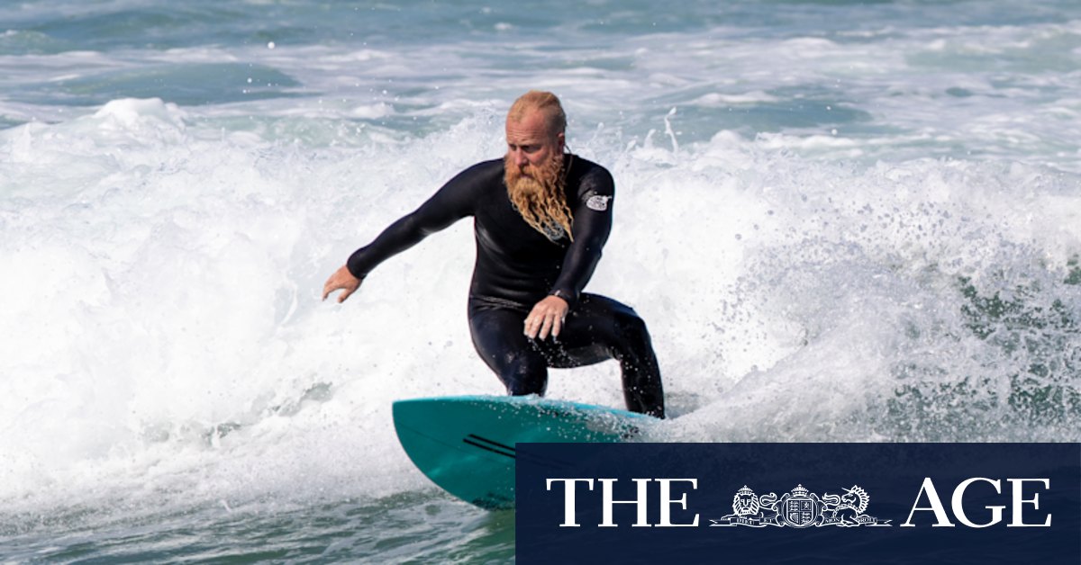 Chris Minns donates to Ellidy Pullin's Chumpy Pullin Foundation after world-record surf - Vimarsana News