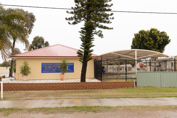 Gwydir Thermal Pools Motel & Caravan Park in Moree, where a Victorian couple infected with COVID-19 stayed on their way to Queensland. 
